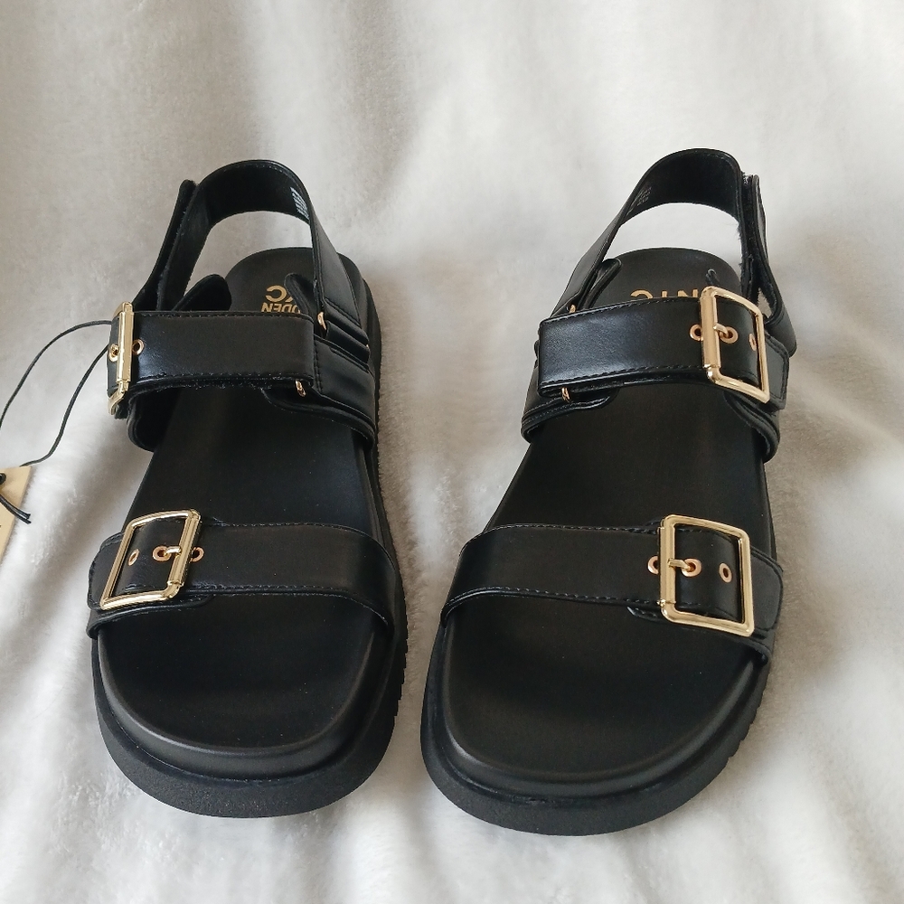 Madden NYC Mona Double Bluckle Sandals Black And Gold Women's Size 11